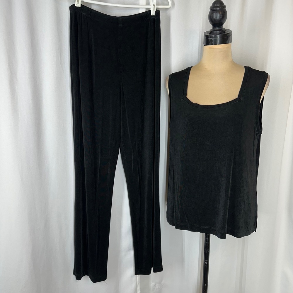 Chico's Travelers Black 2 Piece Set Tank Size 3(XL) Pants Size 2(L) Stretch